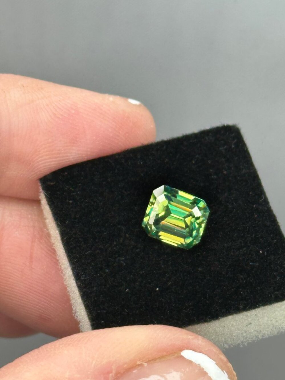 Multi-Color Diamond - Picture 5 of 15